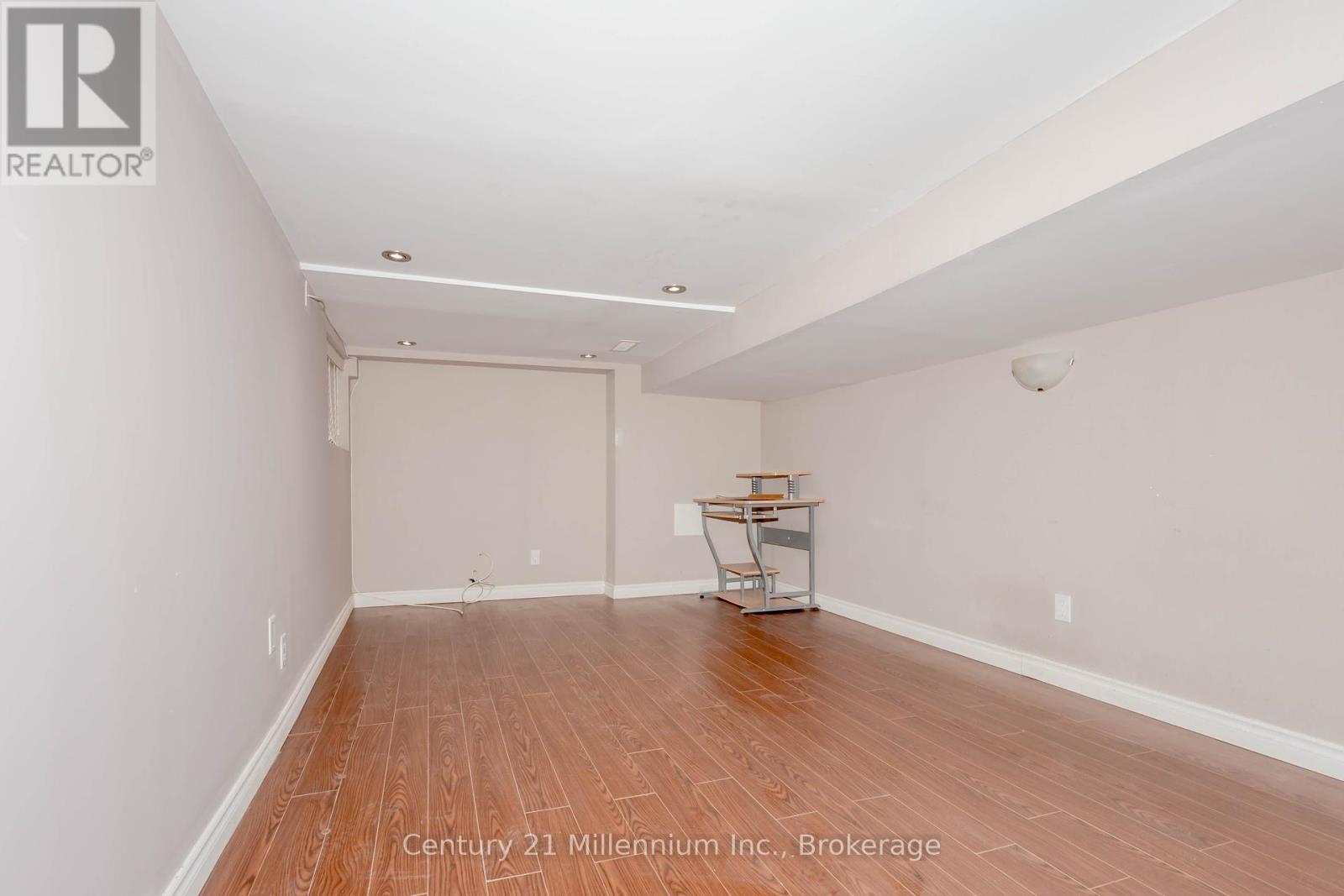 69 Laing Street, Toronto (Greenwood-Coxwell), Ontario  M4L 2N4 - Photo 27 - E11924721