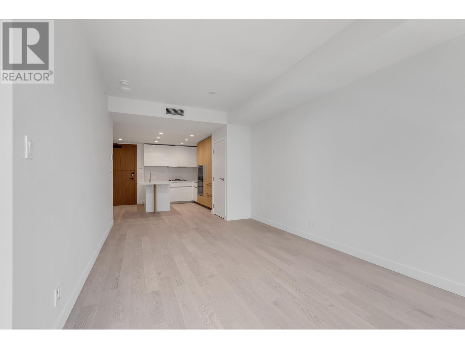 Listing Picture 7 of 39 : 605 6811 PEARSON WAY, Richmond / 烈治文 - 魯藝地產 Yvonne Lu Group - MLS Medallion Club Member