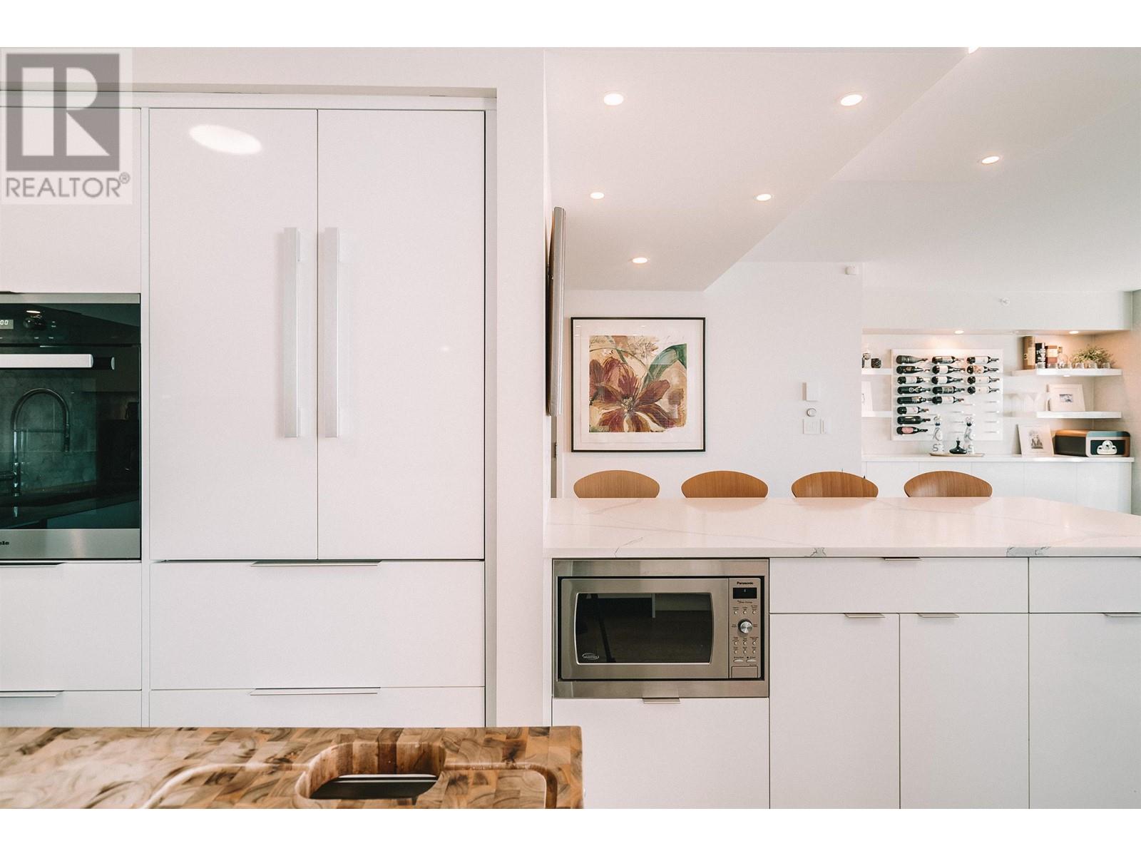 Listing Picture 13 of 24 : 2B 1403 BEACH AVENUE, Vancouver / 溫哥華 - 魯藝地產 Yvonne Lu Group - MLS Medallion Club Member