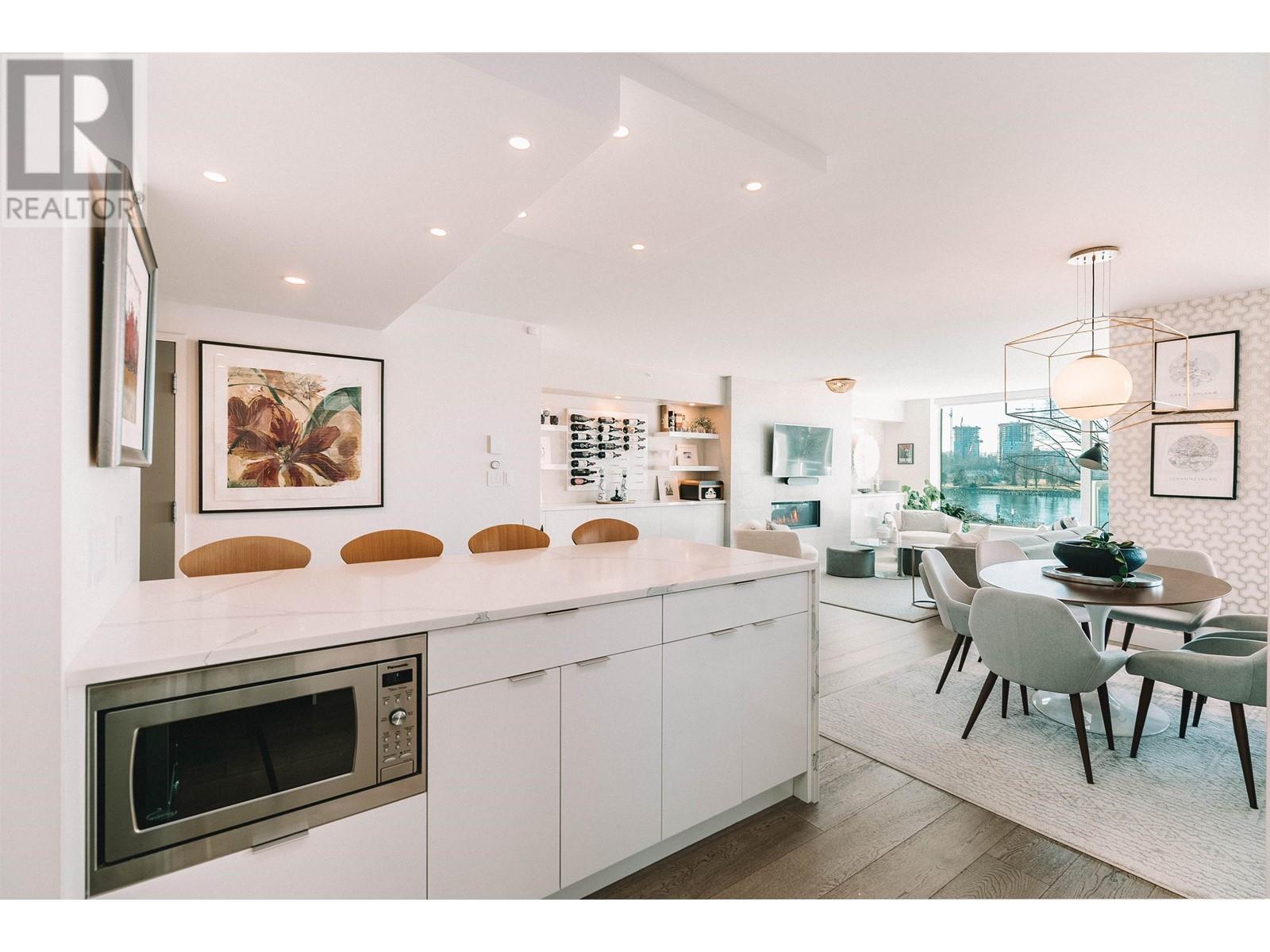 Listing Picture 14 of 24 : 2B 1403 BEACH AVENUE, Vancouver / 溫哥華 - 魯藝地產 Yvonne Lu Group - MLS Medallion Club Member