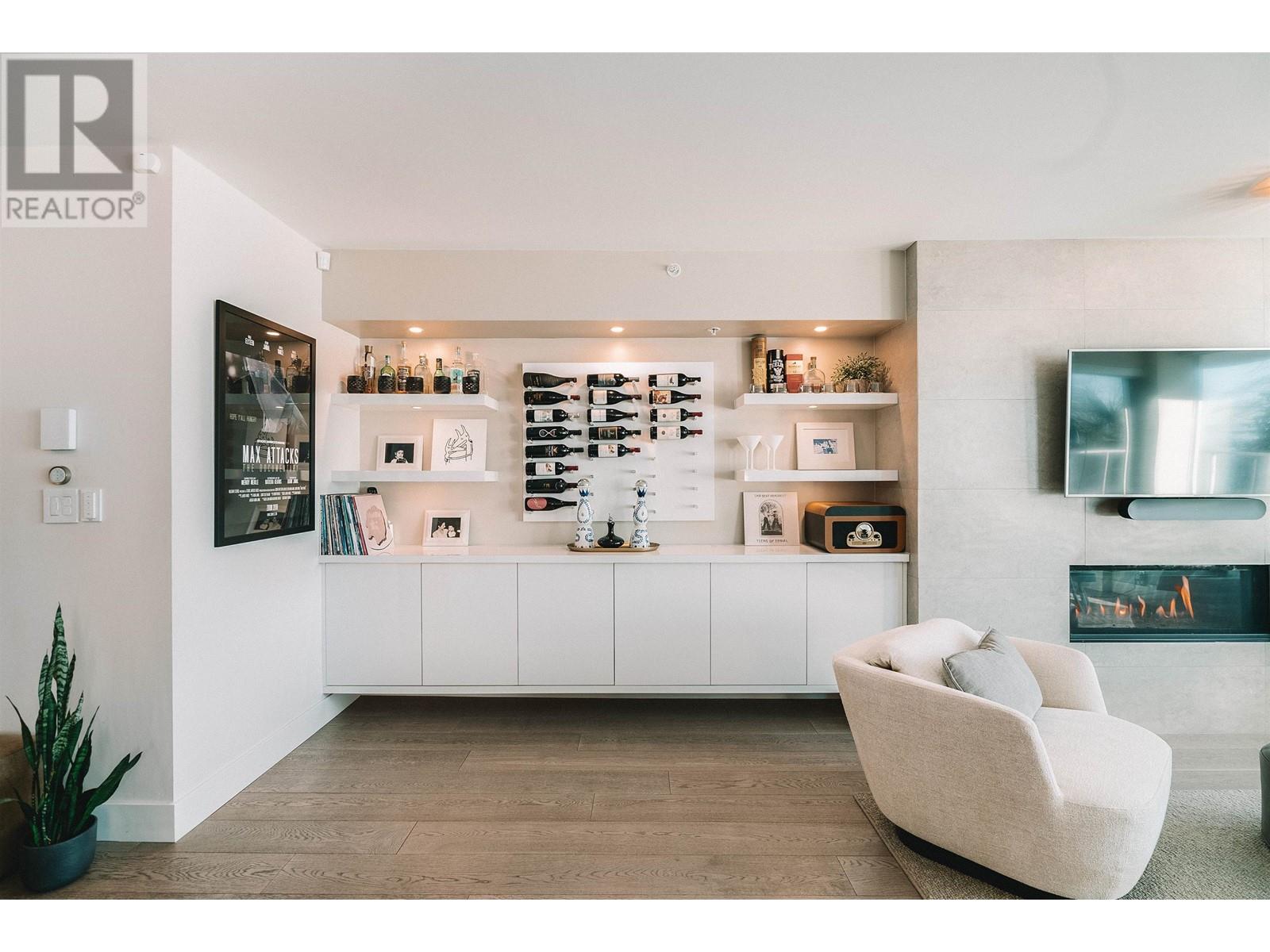 Listing Picture 4 of 24 : 2B 1403 BEACH AVENUE, Vancouver / 溫哥華 - 魯藝地產 Yvonne Lu Group - MLS Medallion Club Member