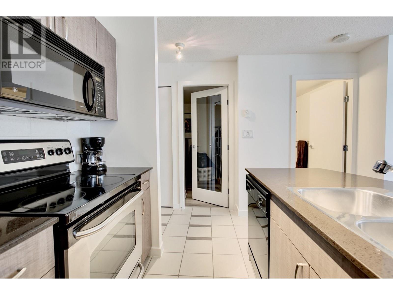 2906 610 Granville Street, Vancouver, British Columbia  V6C 3T3 - Photo 11 - R2961537