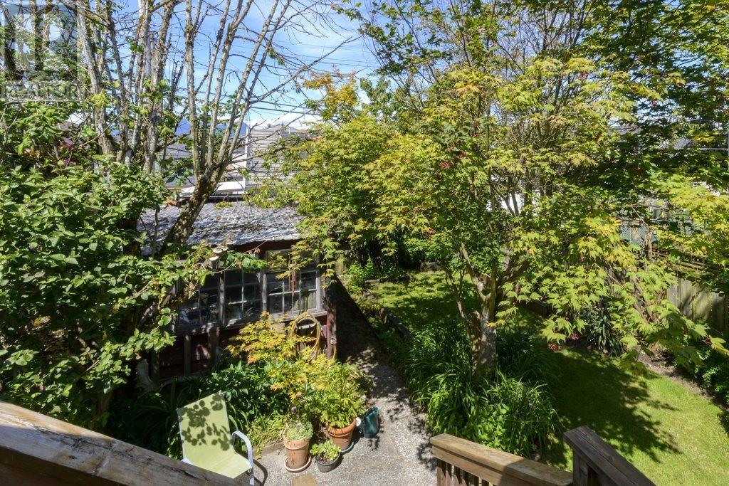 Listing Picture 34 of 40 : 2745 E 5TH AVENUE, Vancouver / 溫哥華 - 魯藝地產 Yvonne Lu Group - MLS Medallion Club Member