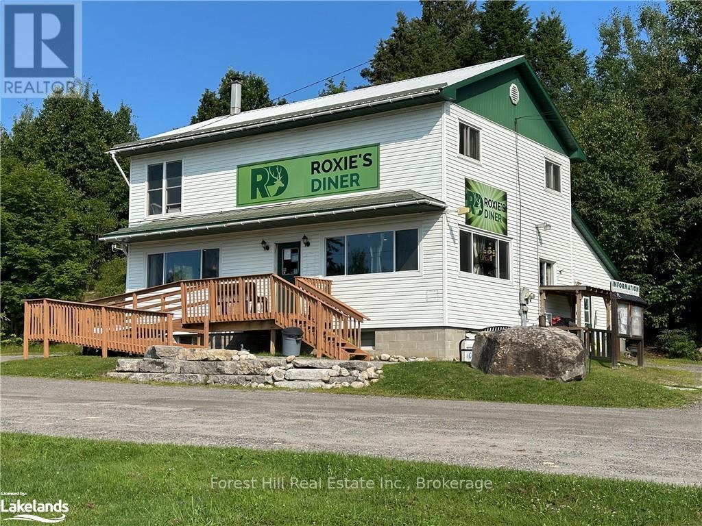 11643 Highway 522, Unorganized District (Port Loring), Ontario  P0H 1Y0 - Photo 4 - X11946116