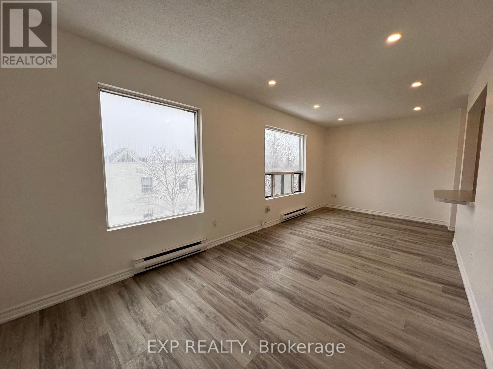 17 - 102 Greensides Avenue, Toronto, Ontario  M6C 1B9 - Photo 3 - C11946113