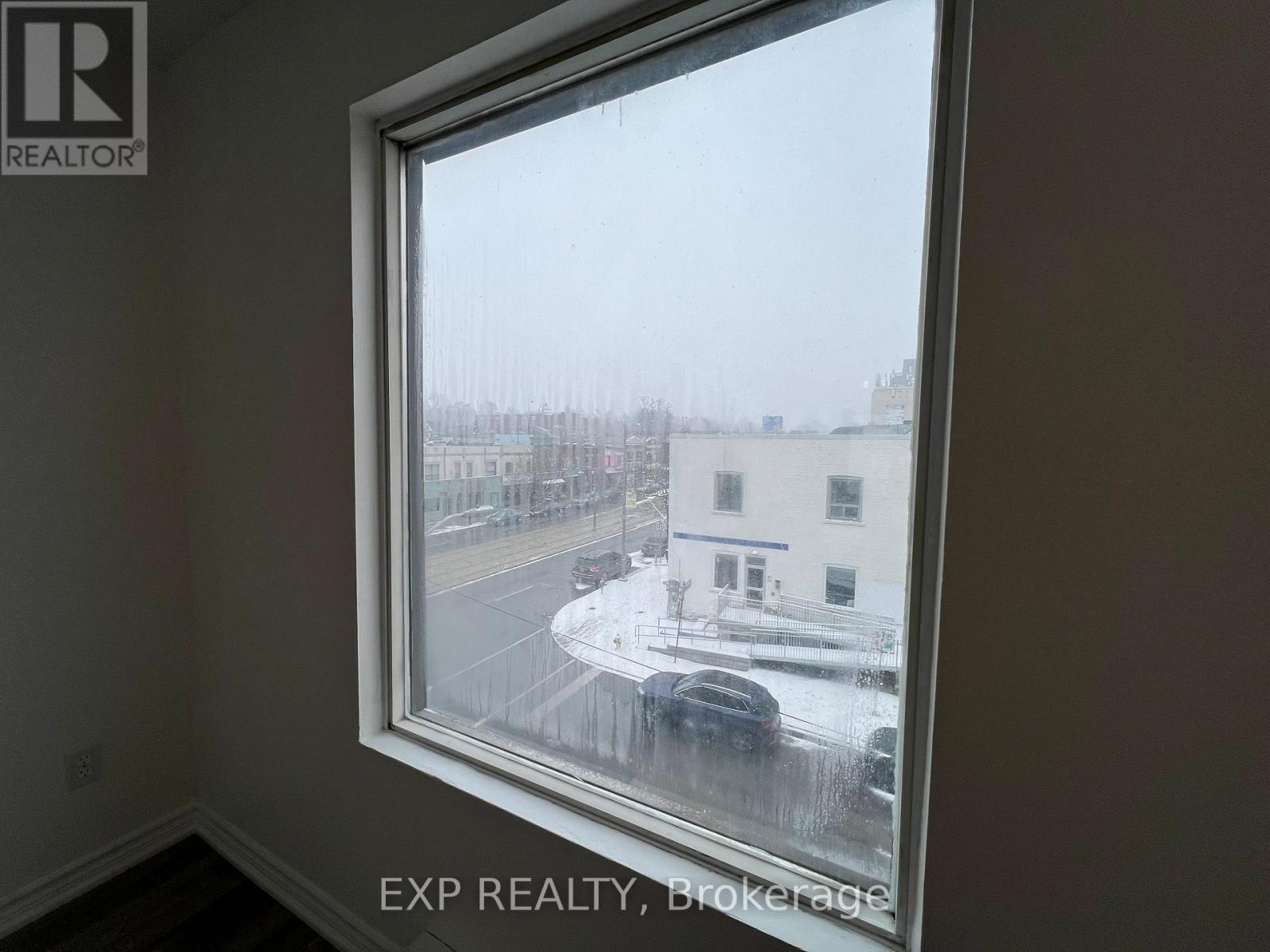 17 - 102 Greensides Avenue, Toronto, Ontario  M6C 1B9 - Photo 8 - C11946113