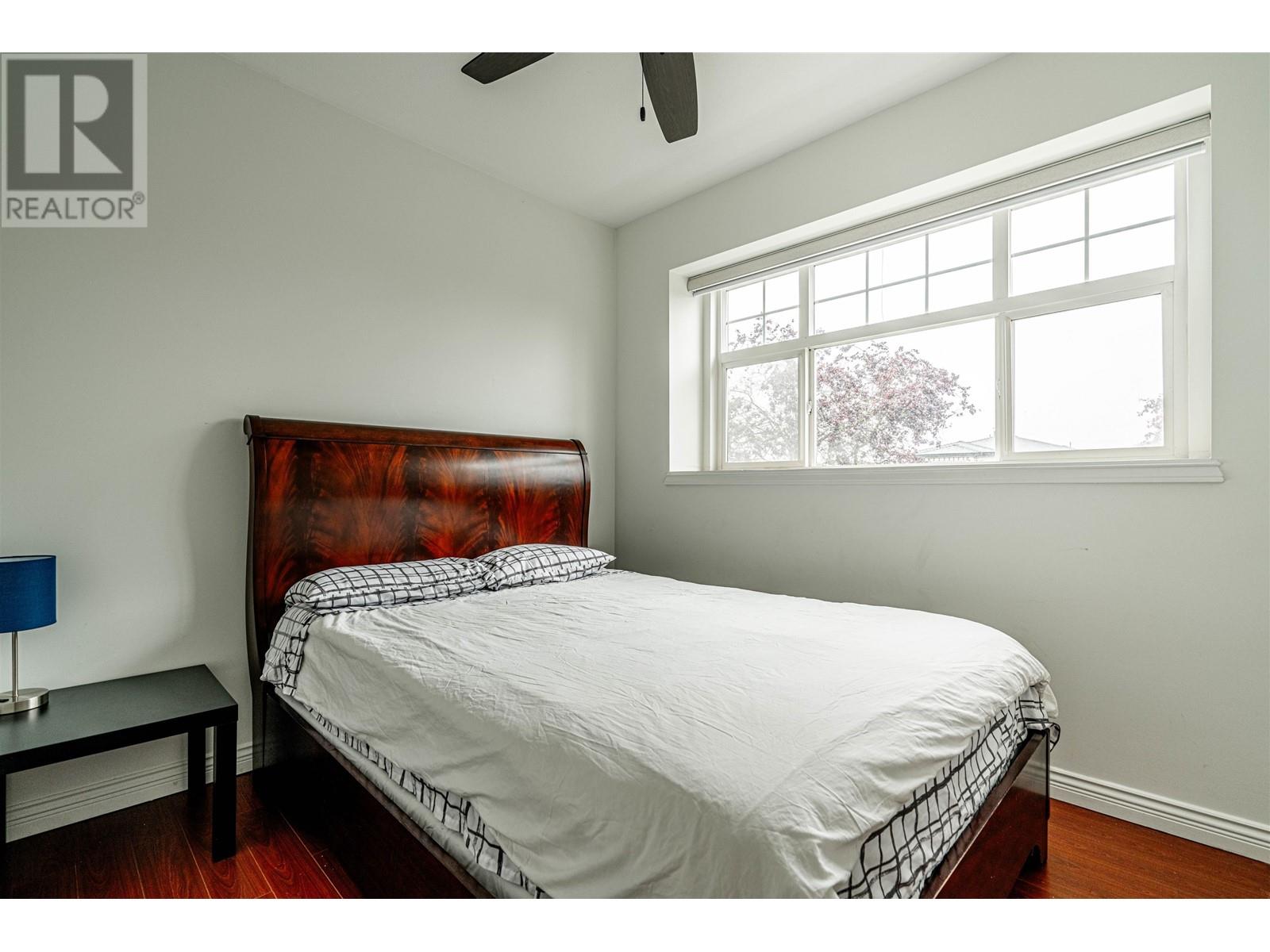 Listing Picture 13 of 28 : 3440 E 25TH AVENUE, Vancouver / 溫哥華 - 魯藝地產 Yvonne Lu Group - MLS Medallion Club Member