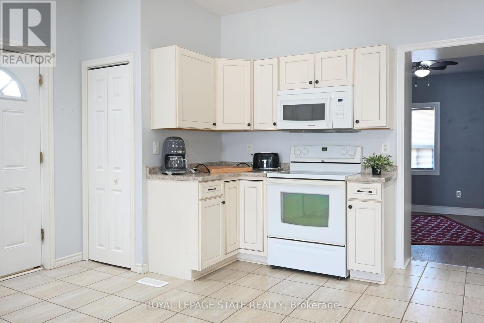 200 Kensington Avenue N, Hamilton, Ontario  L8L 7N7 - Photo 6 - X11946120