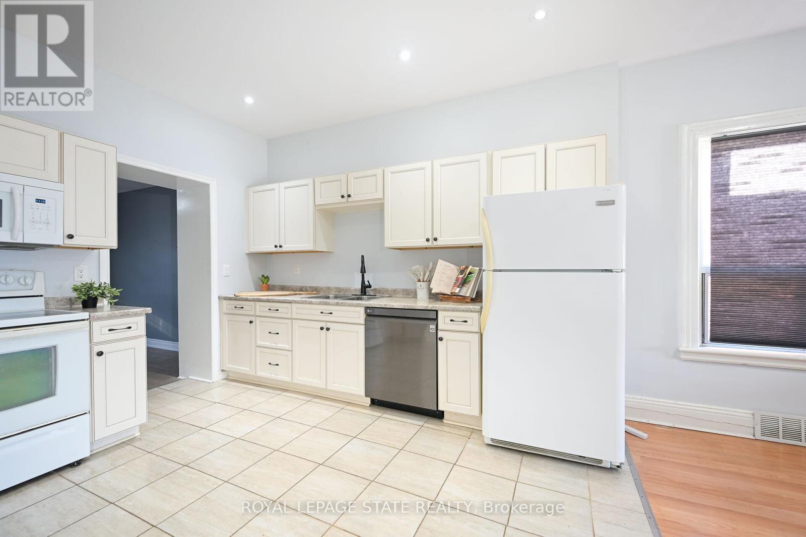 200 Kensington Avenue N, Hamilton, Ontario  L8L 7N7 - Photo 7 - X11946120