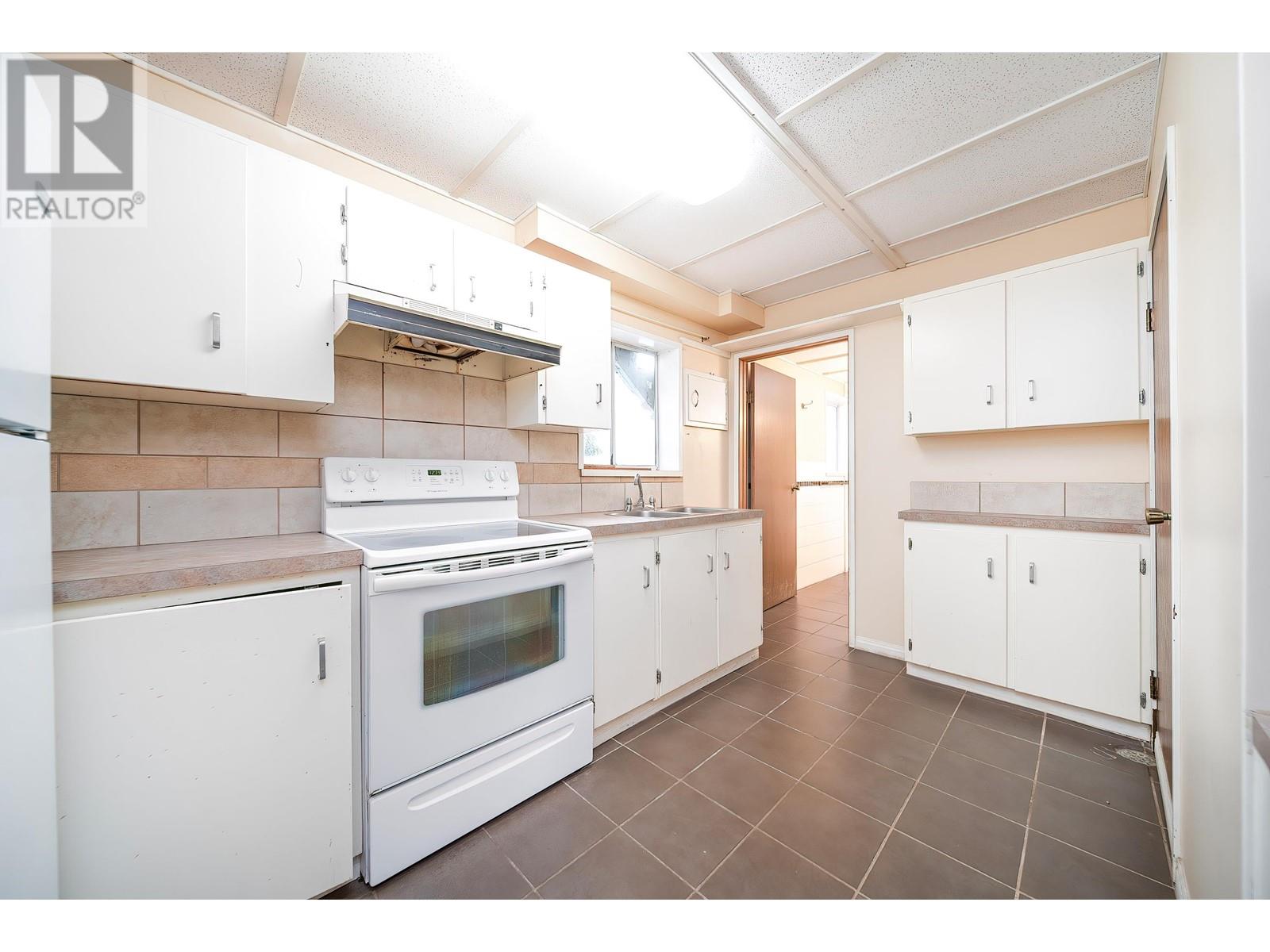 2145 Dorset Avenue, Port Coquitlam, British Columbia  V3B 5G8 - Photo 19 - R2958292