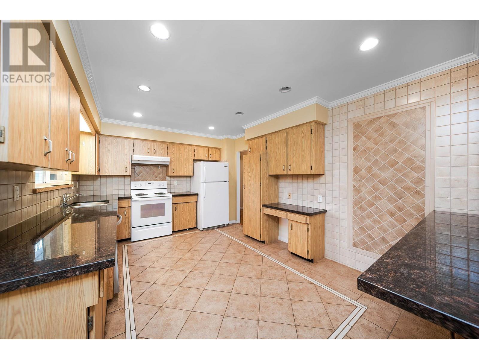 2145 Dorset Avenue, Port Coquitlam, British Columbia  V3B 5G8 - Photo 7 - R2958292