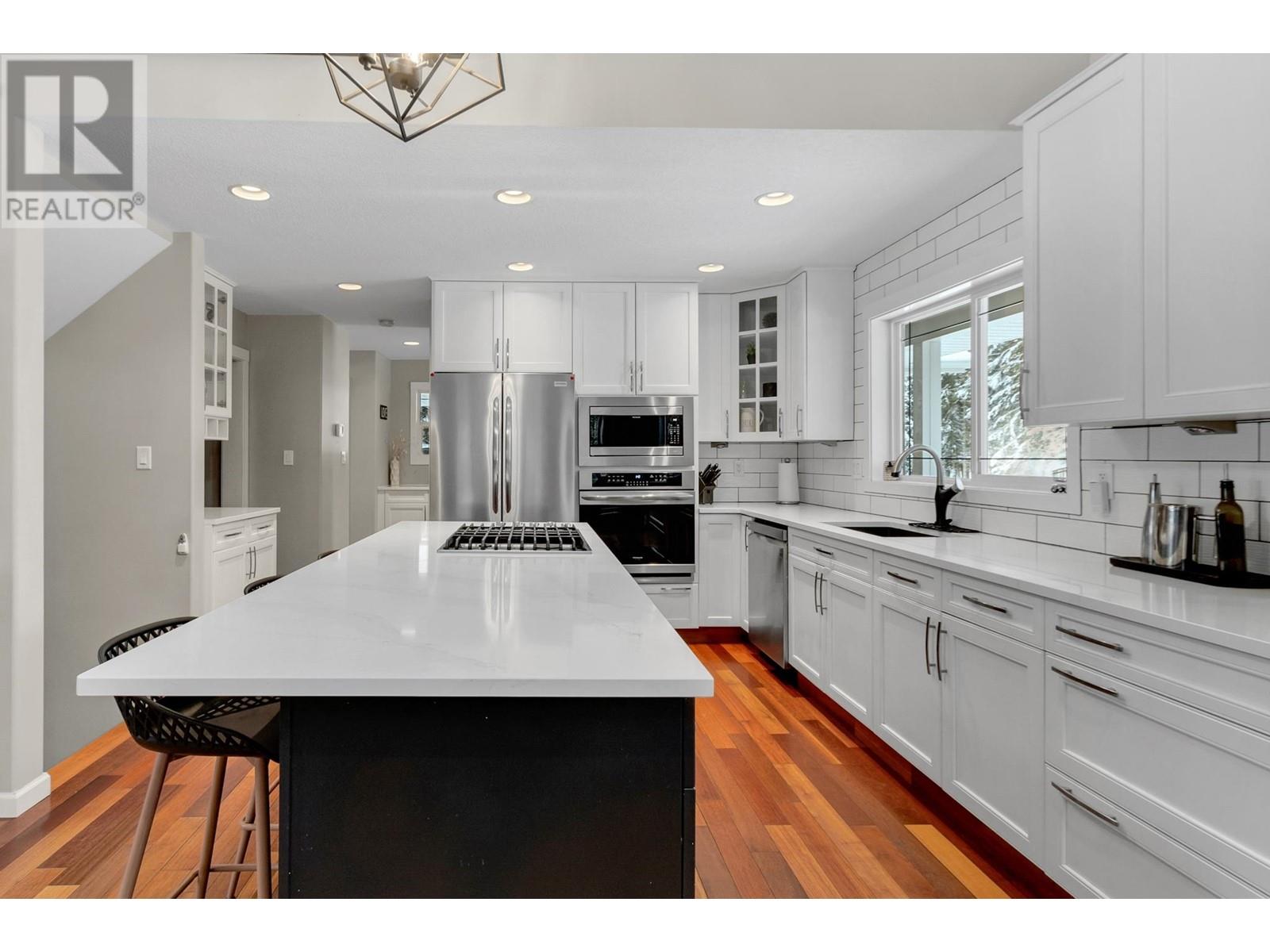 Property at 389 WILLMANN ROAD image 2