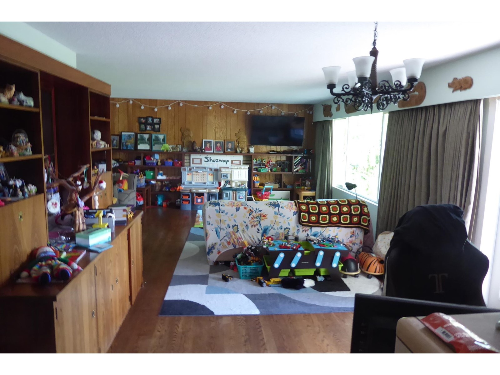 Property at 5471 184 STREET image 4