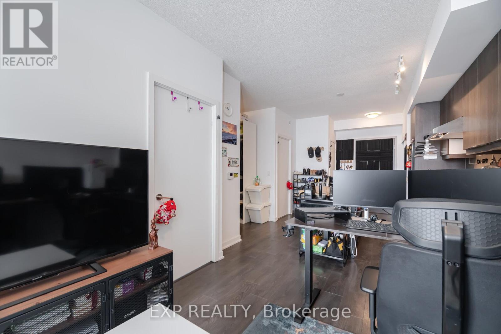 402 - 36 Forest Manor Road, Toronto, Ontario  M2J 0H2 - Photo 15 - C11946177