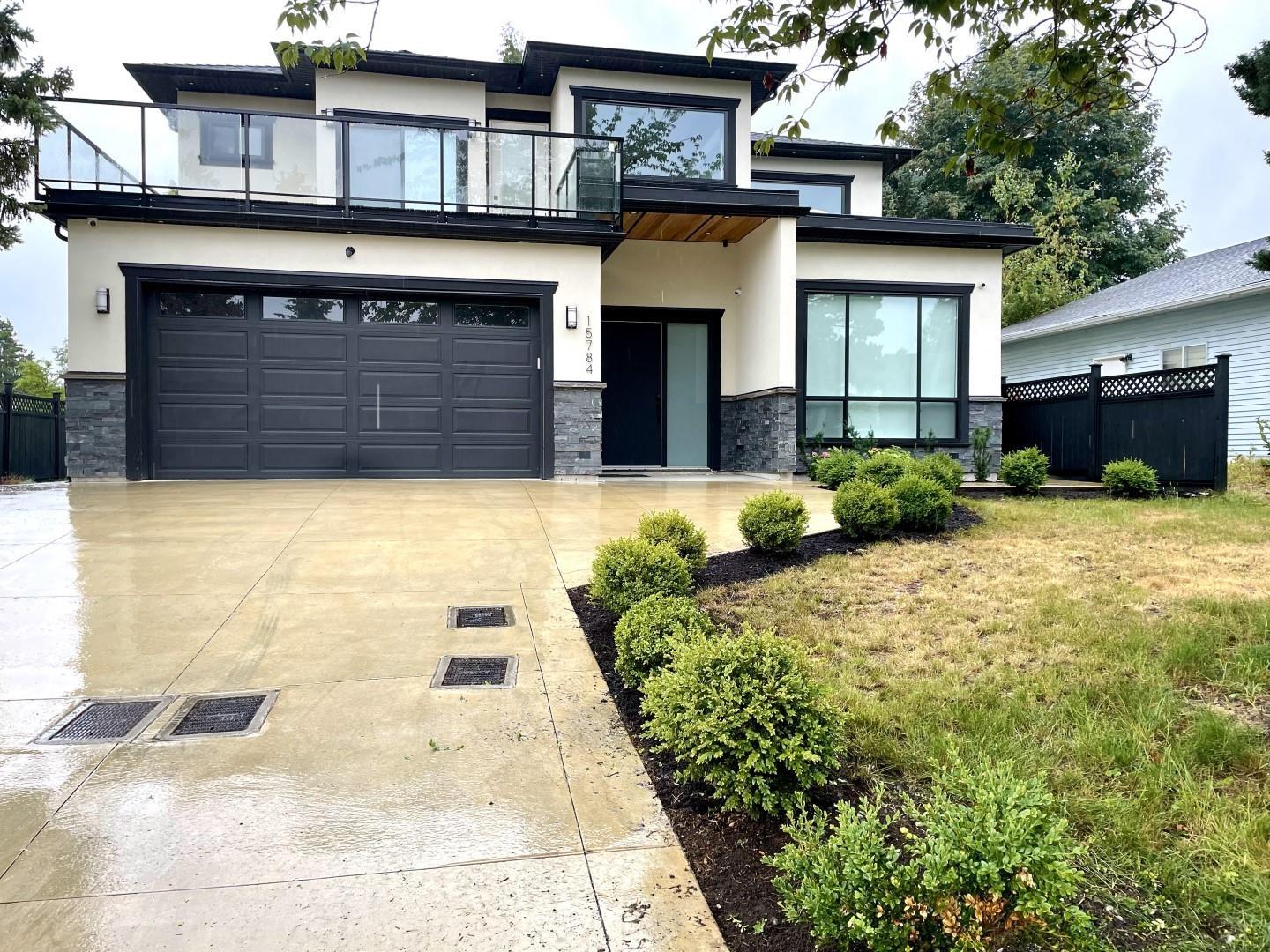 Property at 15784 101 AVENUE image 1