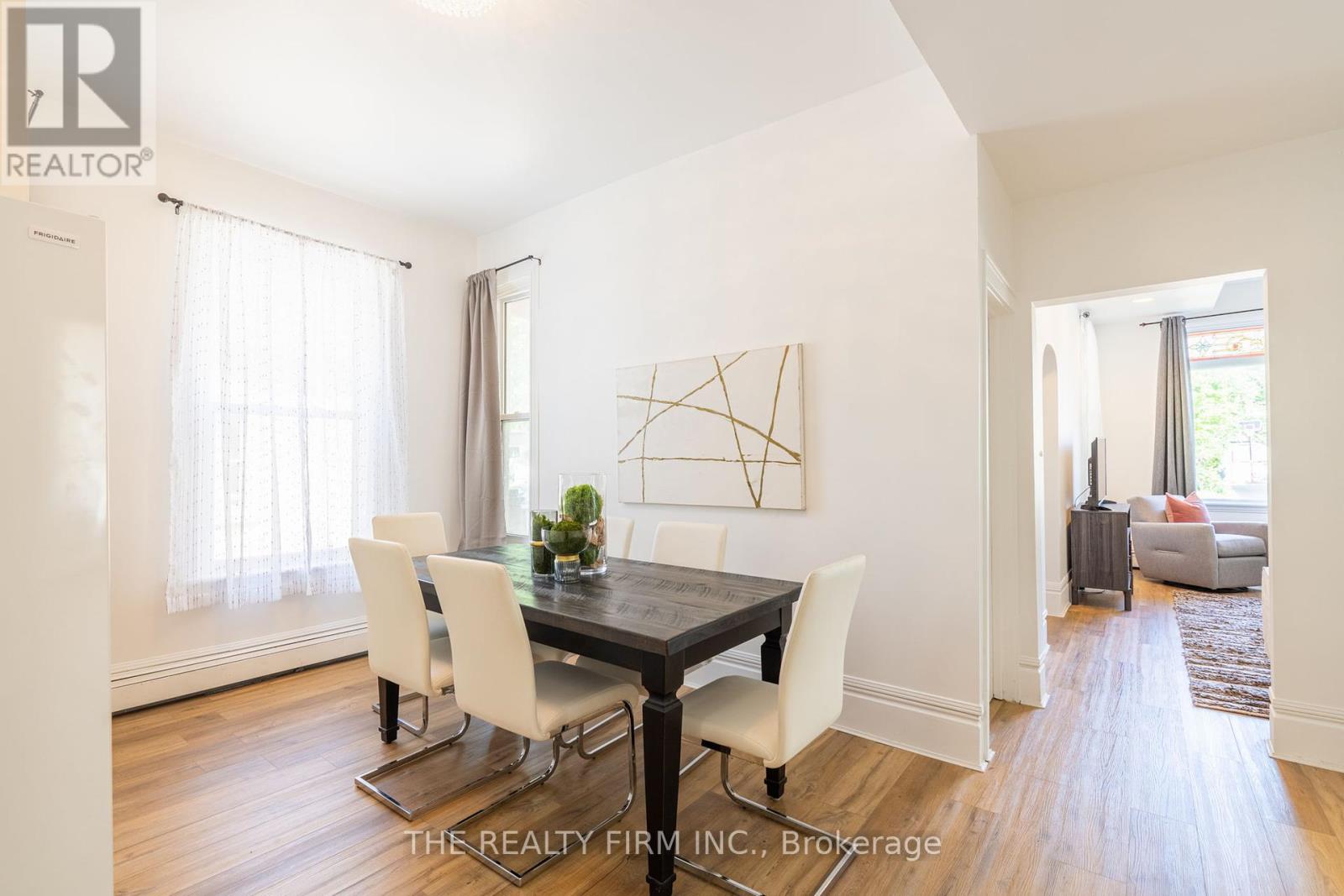 Property at 19 REGINA STREET image 5