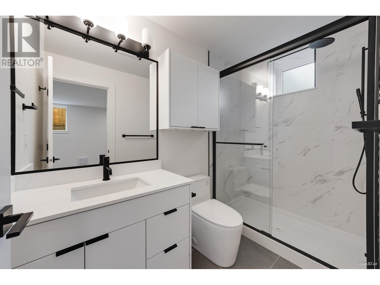 Listing Picture 27 of 32 : 4230 NAPIER STREET, Burnaby / 本拿比 - 魯藝地產 Yvonne Lu Group - MLS Medallion Club Member