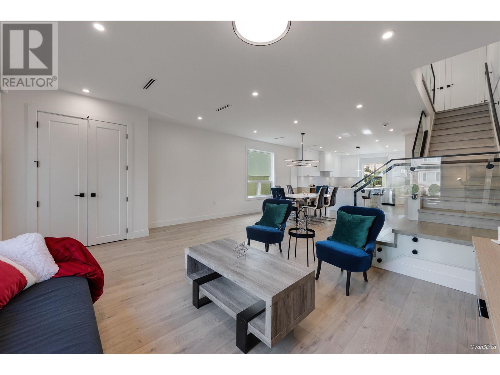 Listing Picture 6 of 32 : 4230 NAPIER STREET, Burnaby / 本拿比 - 魯藝地產 Yvonne Lu Group - MLS Medallion Club Member