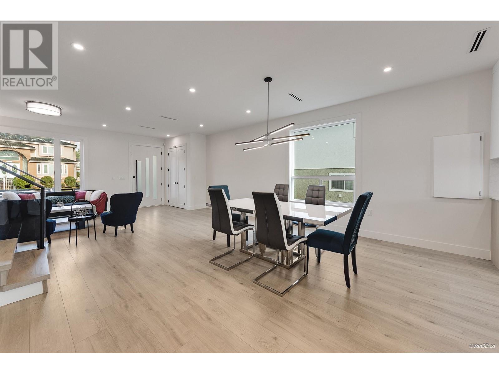 Listing Picture 9 of 32 : 4230 NAPIER STREET, Burnaby / 本拿比 - 魯藝地產 Yvonne Lu Group - MLS Medallion Club Member