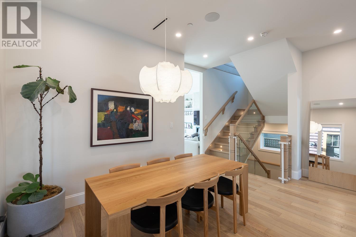 Listing Picture 11 of 34 : 852 W 18TH AVENUE, Vancouver / 溫哥華 - 魯藝地產 Yvonne Lu Group - MLS Medallion Club Member