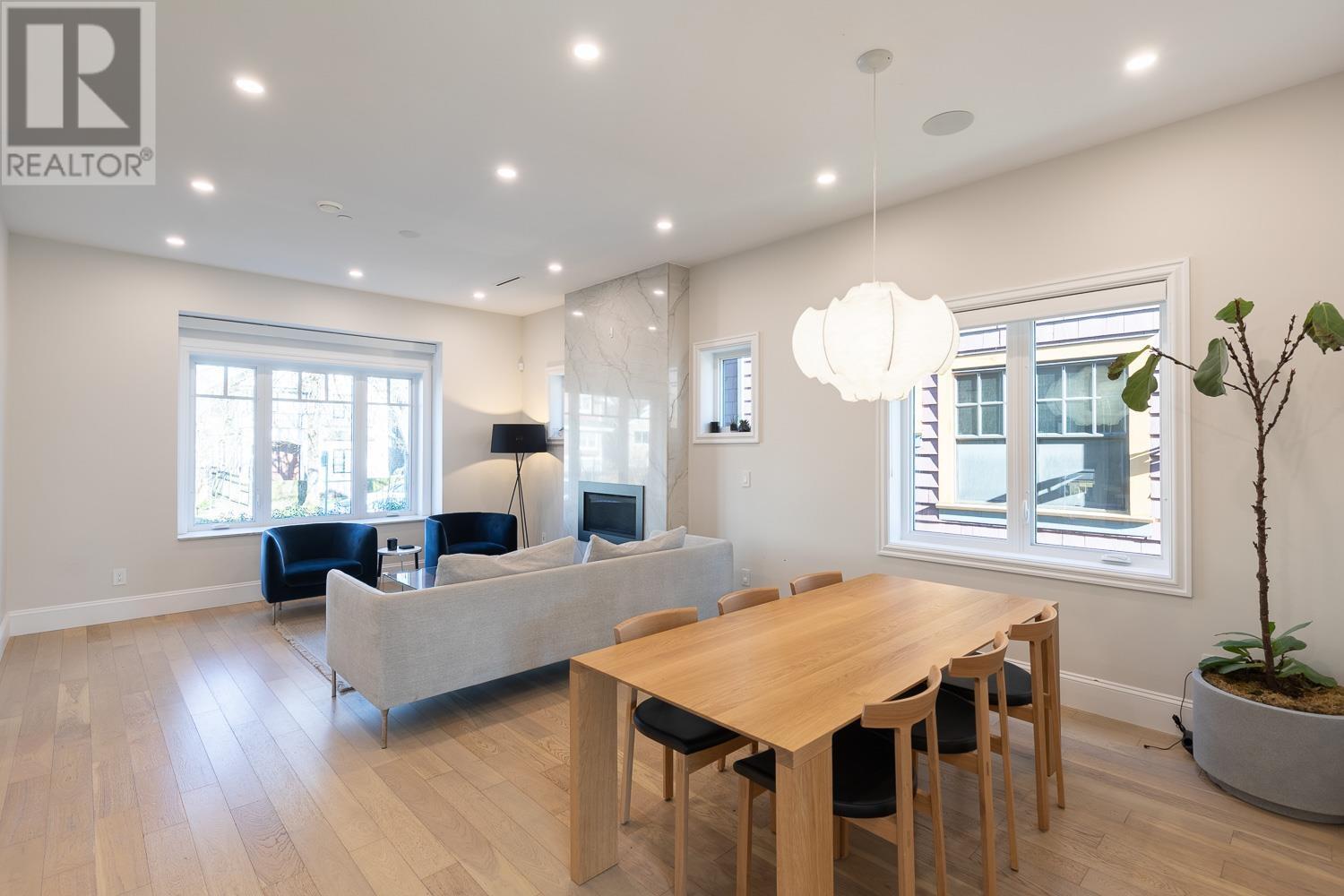 Listing Picture 12 of 34 : 852 W 18TH AVENUE, Vancouver / 溫哥華 - 魯藝地產 Yvonne Lu Group - MLS Medallion Club Member