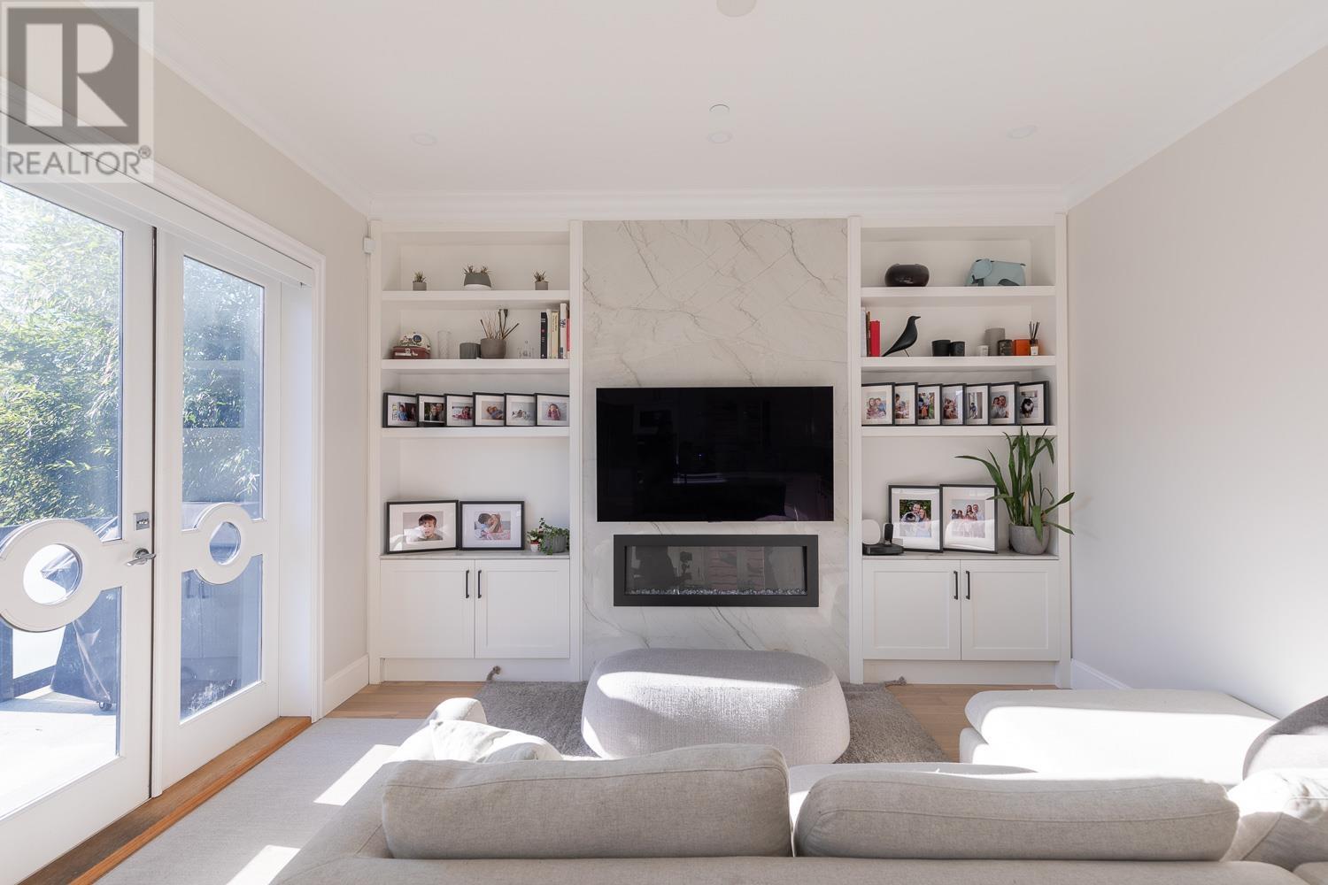 Listing Picture 9 of 34 : 852 W 18TH AVENUE, Vancouver / 溫哥華 - 魯藝地產 Yvonne Lu Group - MLS Medallion Club Member