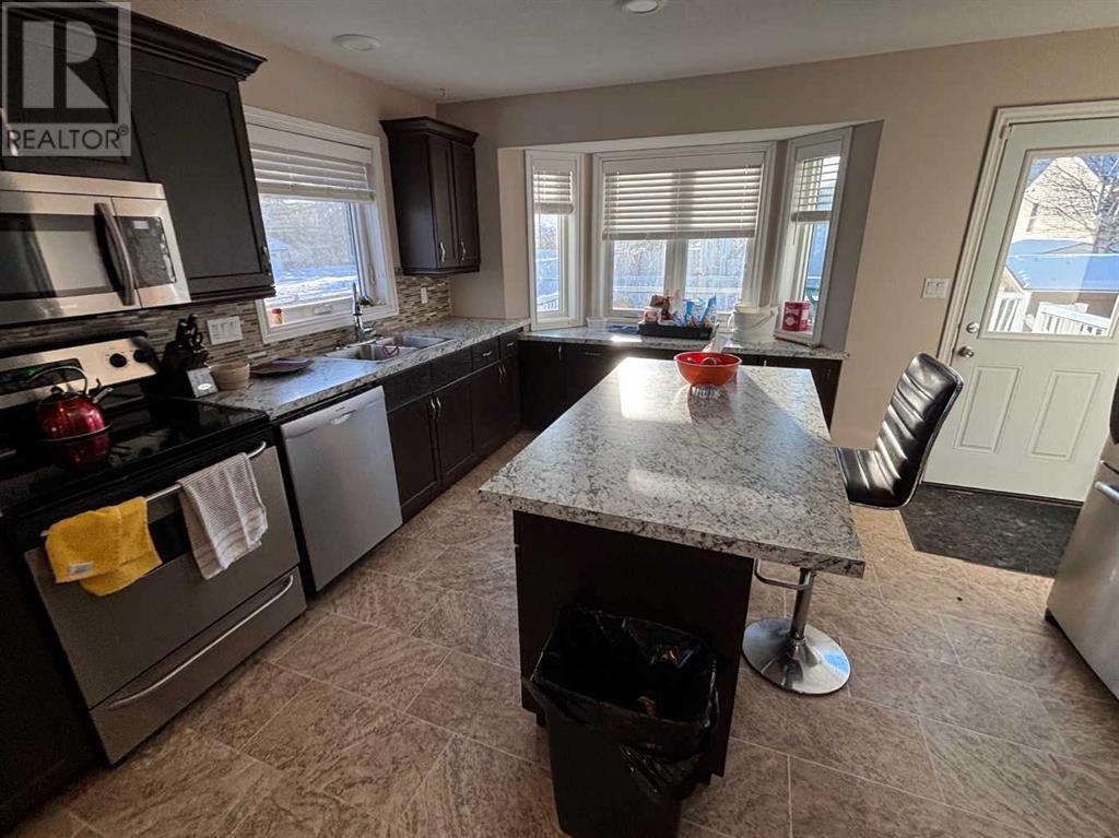 Property at 9129 128 Avenue image 2