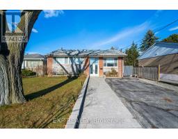 108 LYNEDOCK CRESCENT, Toronto, Ontario