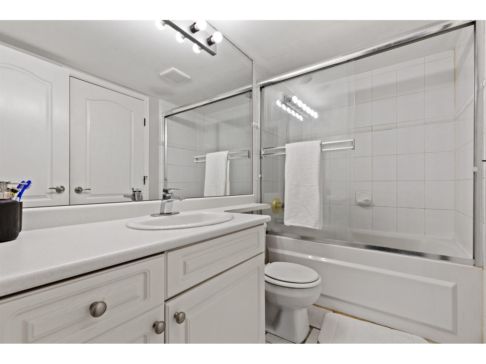 110 15130 108 Avenue, Surrey, British Columbia  V3R 0T8 - Photo 14 - R2961562