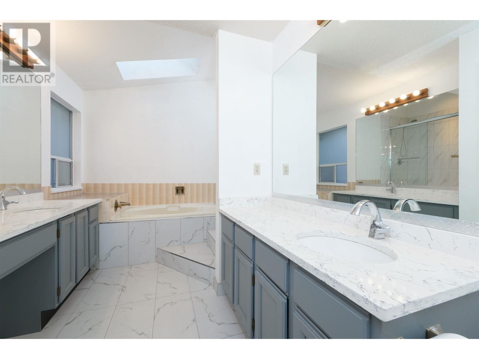 3657 Handel Avenue, Vancouver, British Columbia  V5S 4G7 - Photo 32 - R2961545