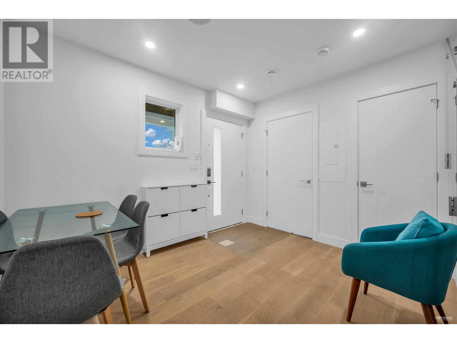 Listing Picture 5 of 12 : 2881 E GEORGIA STREET, Vancouver / 溫哥華 - 魯藝地產 Yvonne Lu Group - MLS Medallion Club Member