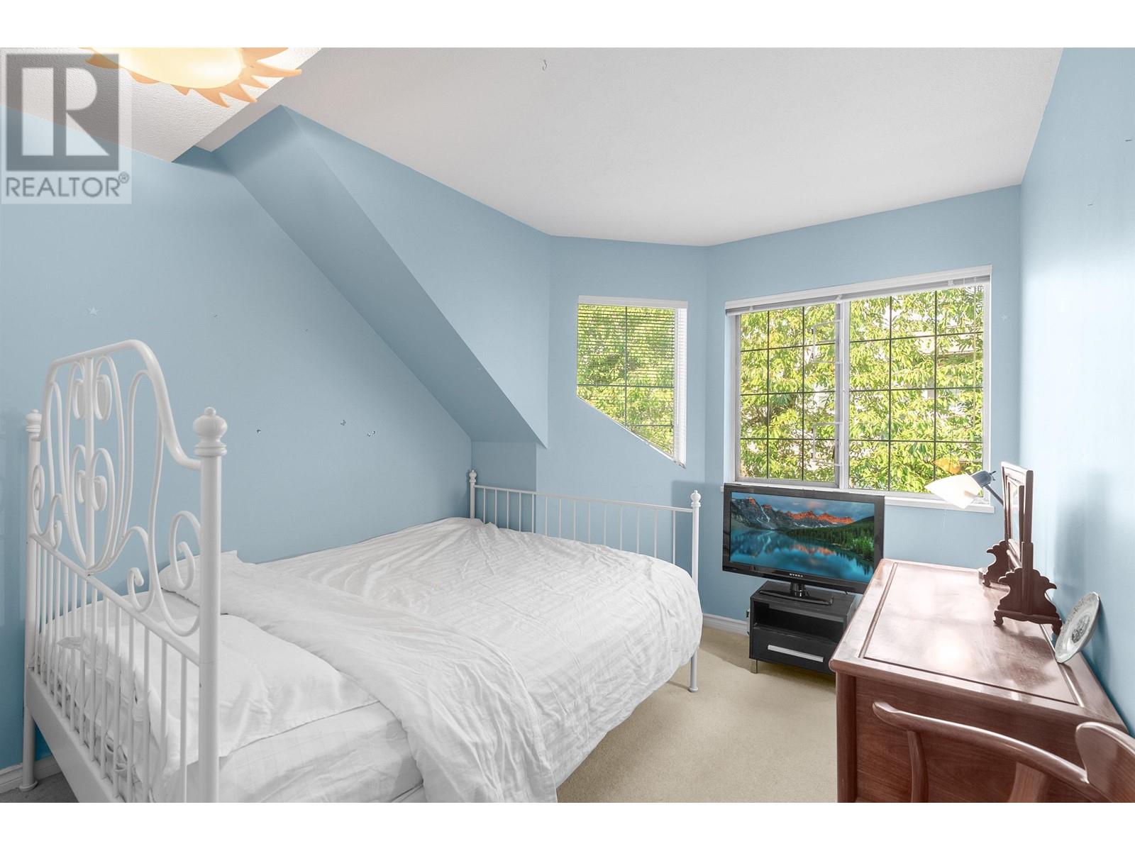 Listing Picture 13 of 21 : 7 8711 JONES ROAD, Richmond / 烈治文 - 魯藝地產 Yvonne Lu Group - MLS Medallion Club Member