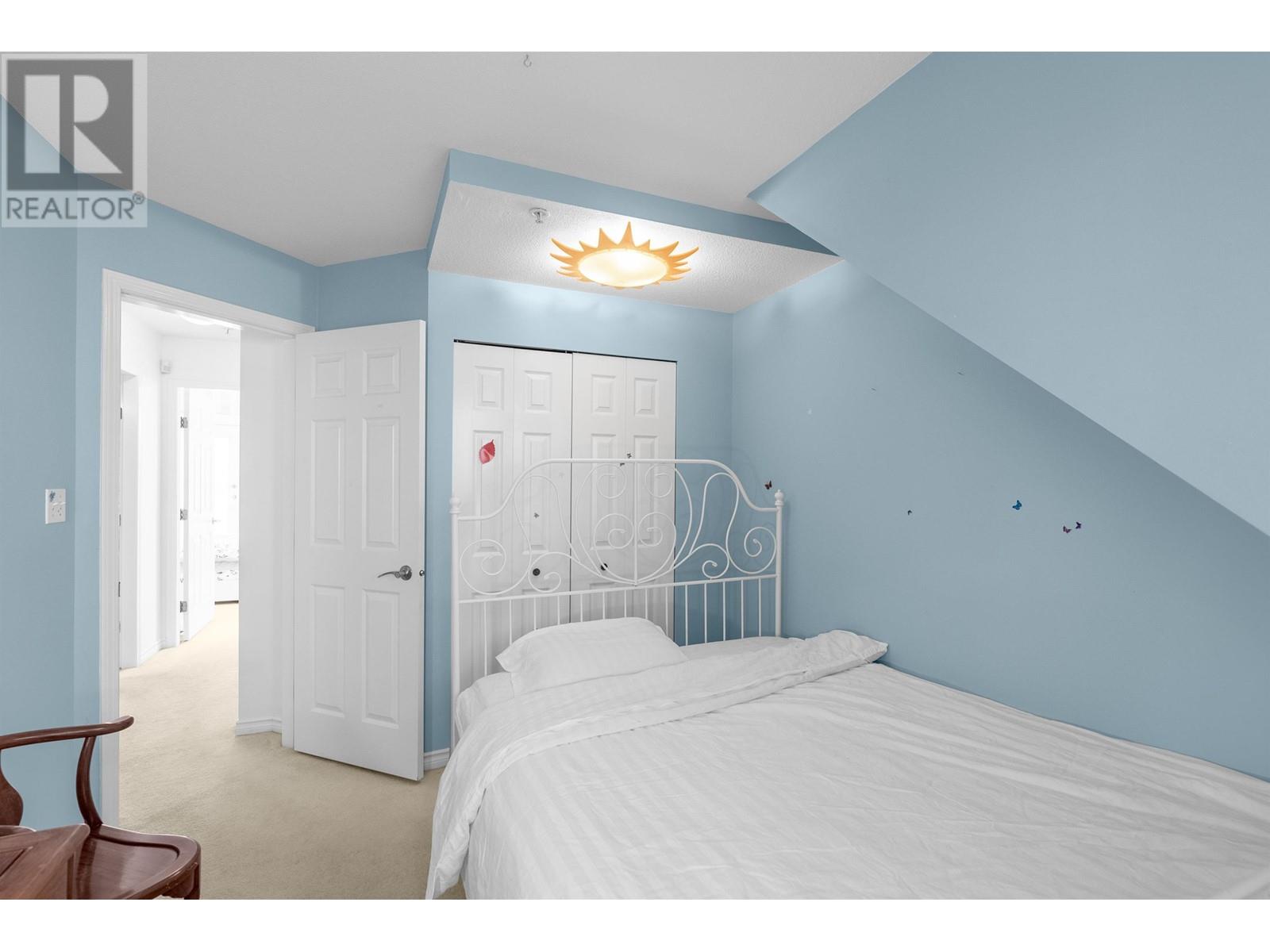 Listing Picture 14 of 21 : 7 8711 JONES ROAD, Richmond / 烈治文 - 魯藝地產 Yvonne Lu Group - MLS Medallion Club Member