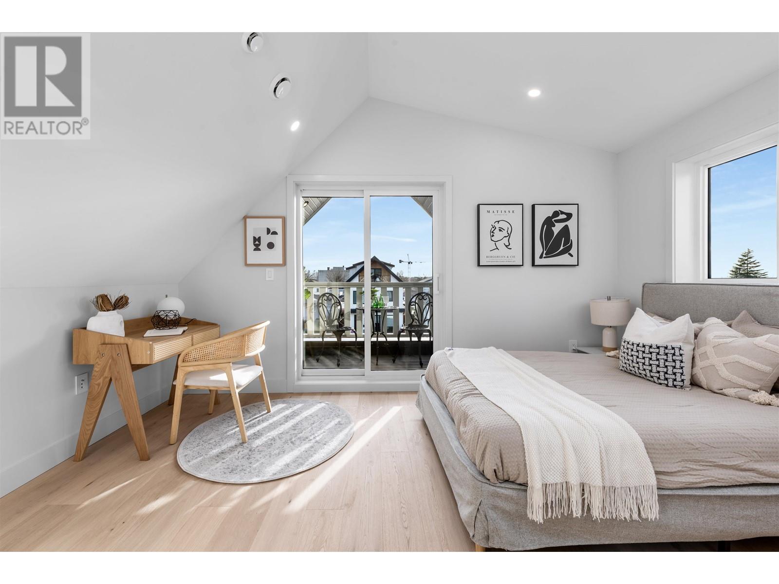 Listing Picture 28 of 39 : 1 3565 TRIUMPH STREET, Vancouver / 溫哥華 - 魯藝地產 Yvonne Lu Group - MLS Medallion Club Member