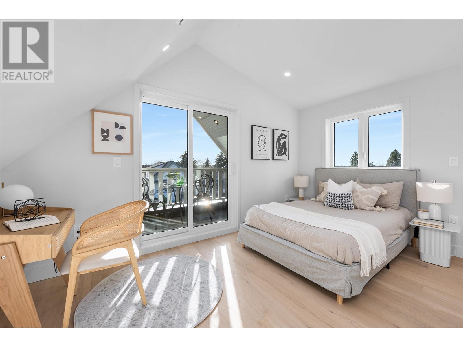 Listing Picture 29 of 39 : 1 3565 TRIUMPH STREET, Vancouver / 溫哥華 - 魯藝地產 Yvonne Lu Group - MLS Medallion Club Member