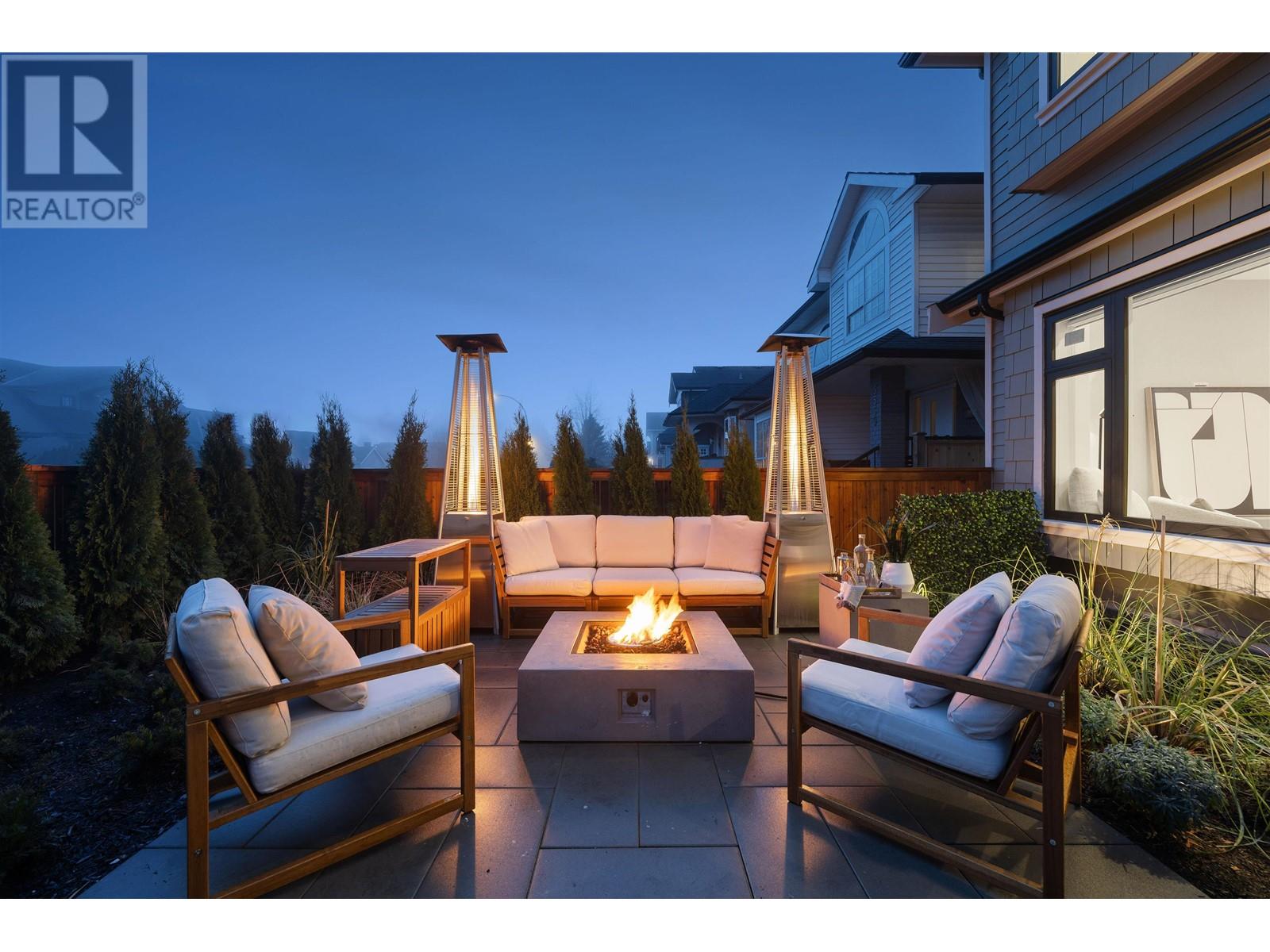 Listing Picture 37 of 39 : 1 3565 TRIUMPH STREET, Vancouver / 溫哥華 - 魯藝地產 Yvonne Lu Group - MLS Medallion Club Member