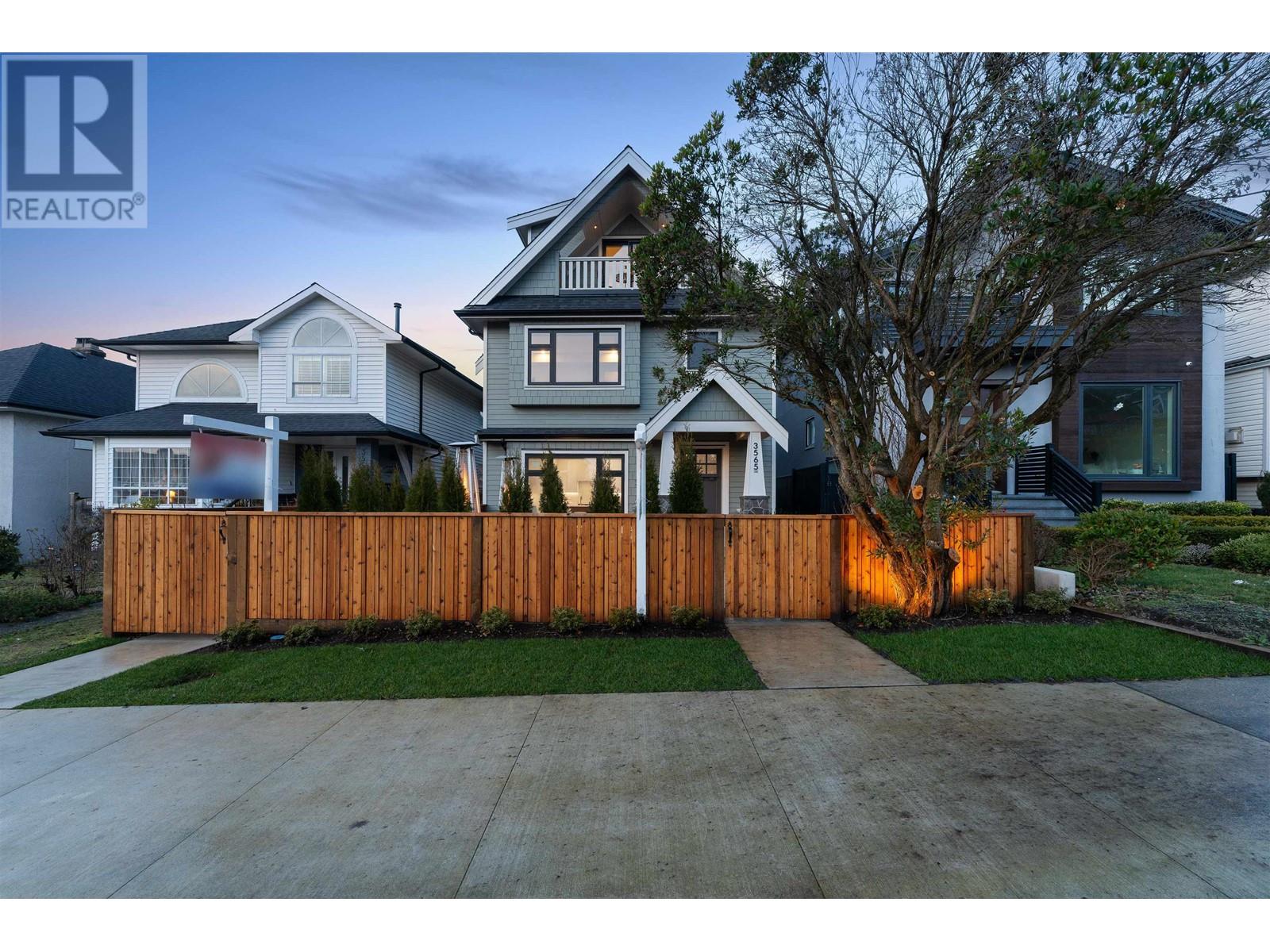 Listing Picture 39 of 39 : 1 3565 TRIUMPH STREET, Vancouver / 溫哥華 - 魯藝地產 Yvonne Lu Group - MLS Medallion Club Member