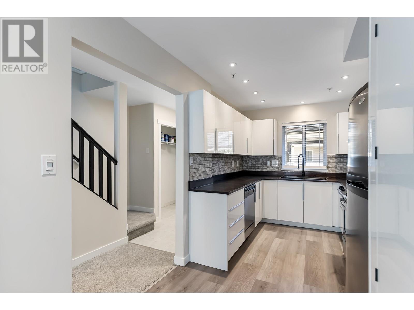 13 205 Lebleu Street, Coquitlam, British Columbia  V3K 6Z5 - Photo 11 - R2961620