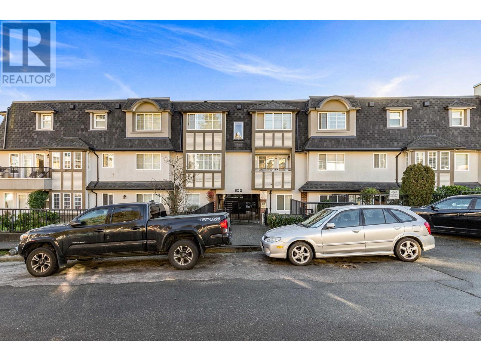 13 205 Lebleu Street, Coquitlam, British Columbia  V3K 6Z5 - Photo 2 - R2961620