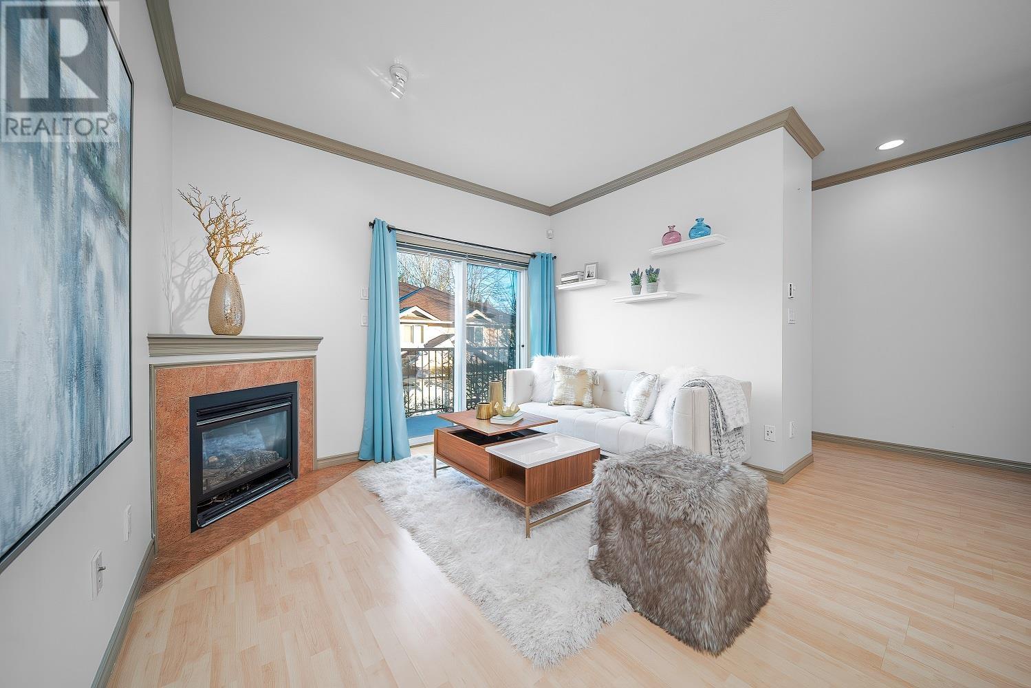 Listing Picture 5 of 22 : 15 7700 ABERCROMBIE DRIVE, Richmond / 烈治文 - 魯藝地產 Yvonne Lu Group - MLS Medallion Club Member