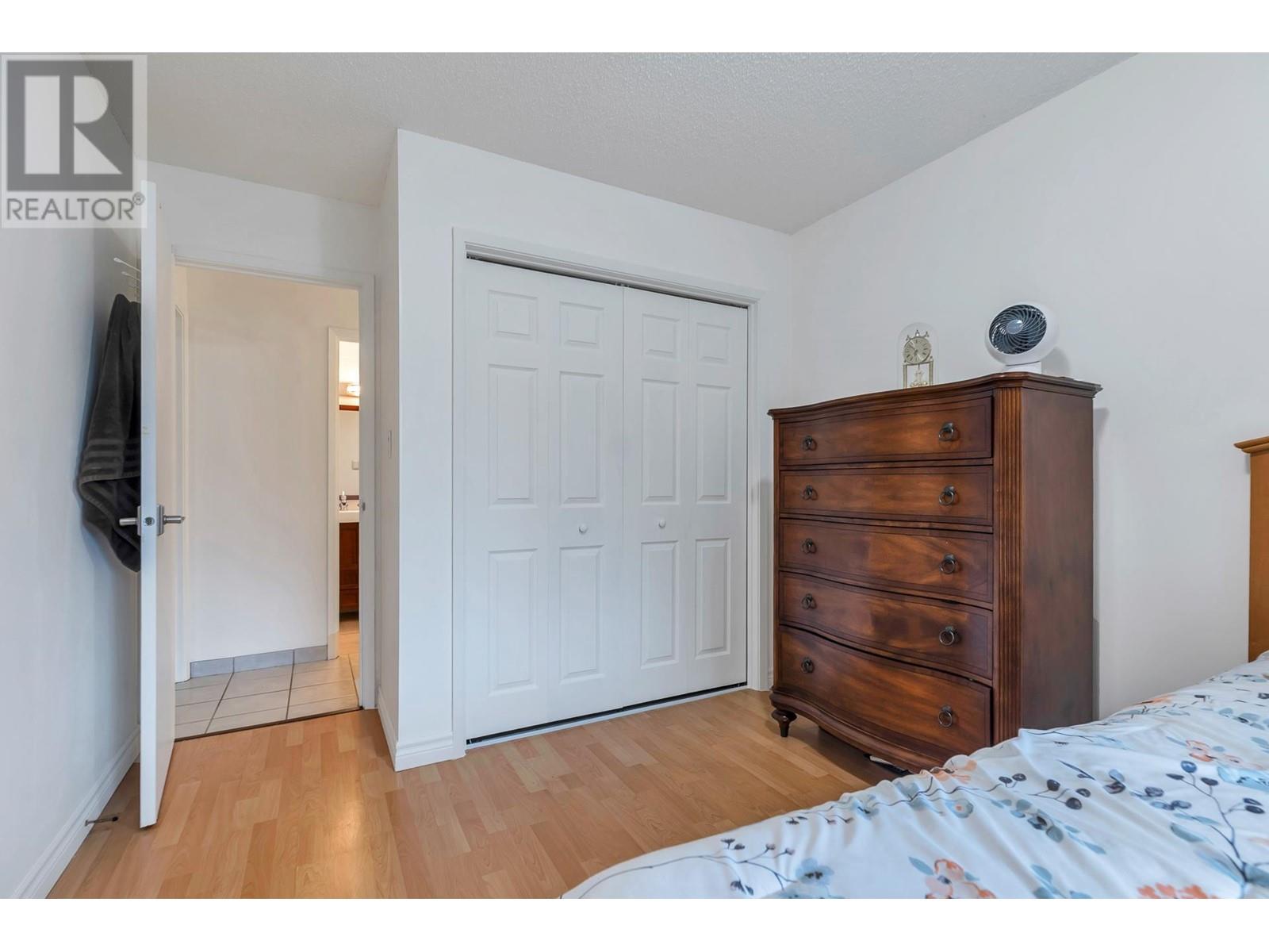Listing Picture 22 of 36 : 8969 HORNE STREET, Burnaby / 本拿比 - 魯藝地產 Yvonne Lu Group - MLS Medallion Club Member