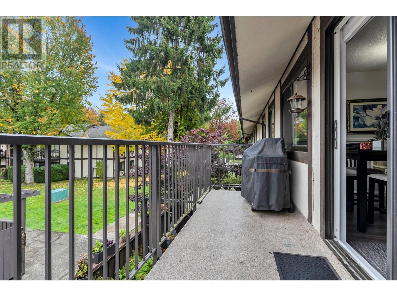 Listing Picture 29 of 36 : 8969 HORNE STREET, Burnaby / 本拿比 - 魯藝地產 Yvonne Lu Group - MLS Medallion Club Member