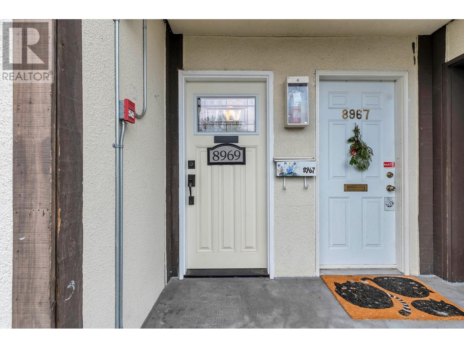 Listing Picture 35 of 36 : 8969 HORNE STREET, Burnaby / 本拿比 - 魯藝地產 Yvonne Lu Group - MLS Medallion Club Member