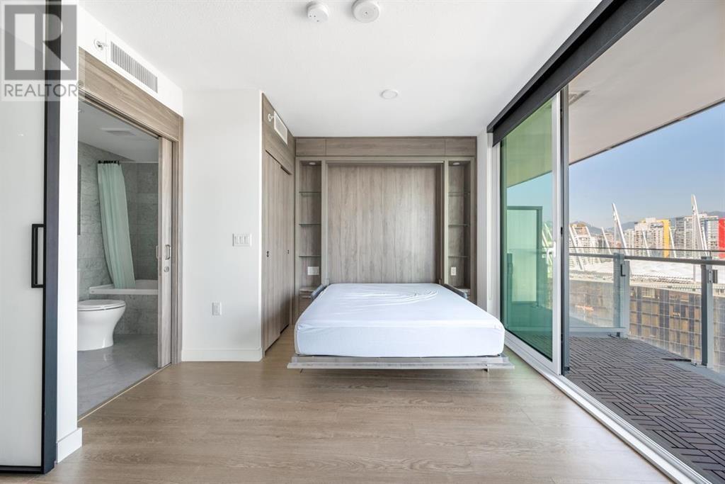 Listing Picture 10 of 23 : 2410 89 NELSON STREET, Vancouver / 溫哥華 - 魯藝地產 Yvonne Lu Group - MLS Medallion Club Member