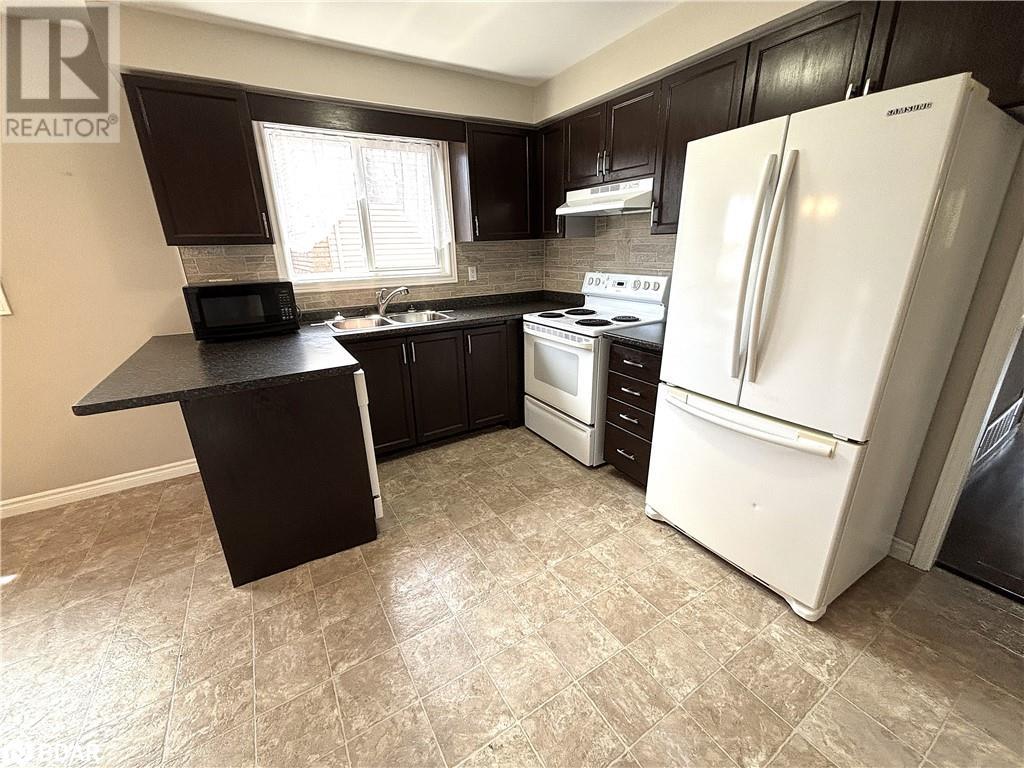 36 Porritt Street, Barrie, Ontario  L4N 6Y3 - Photo 8 - 40694519
