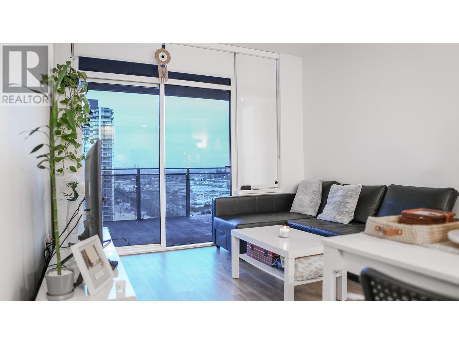 Listing Picture 2 of 18 : 1403 4433 ALASKA STREET, Burnaby / 本拿比 - 魯藝地產 Yvonne Lu Group - MLS Medallion Club Member