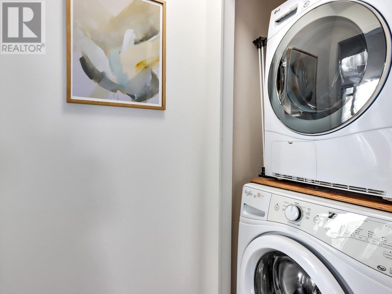 Listing Picture 17 of 21 : 1903 888 HAMILTON STREET, Vancouver / 溫哥華 - 魯藝地產 Yvonne Lu Group - MLS Medallion Club Member