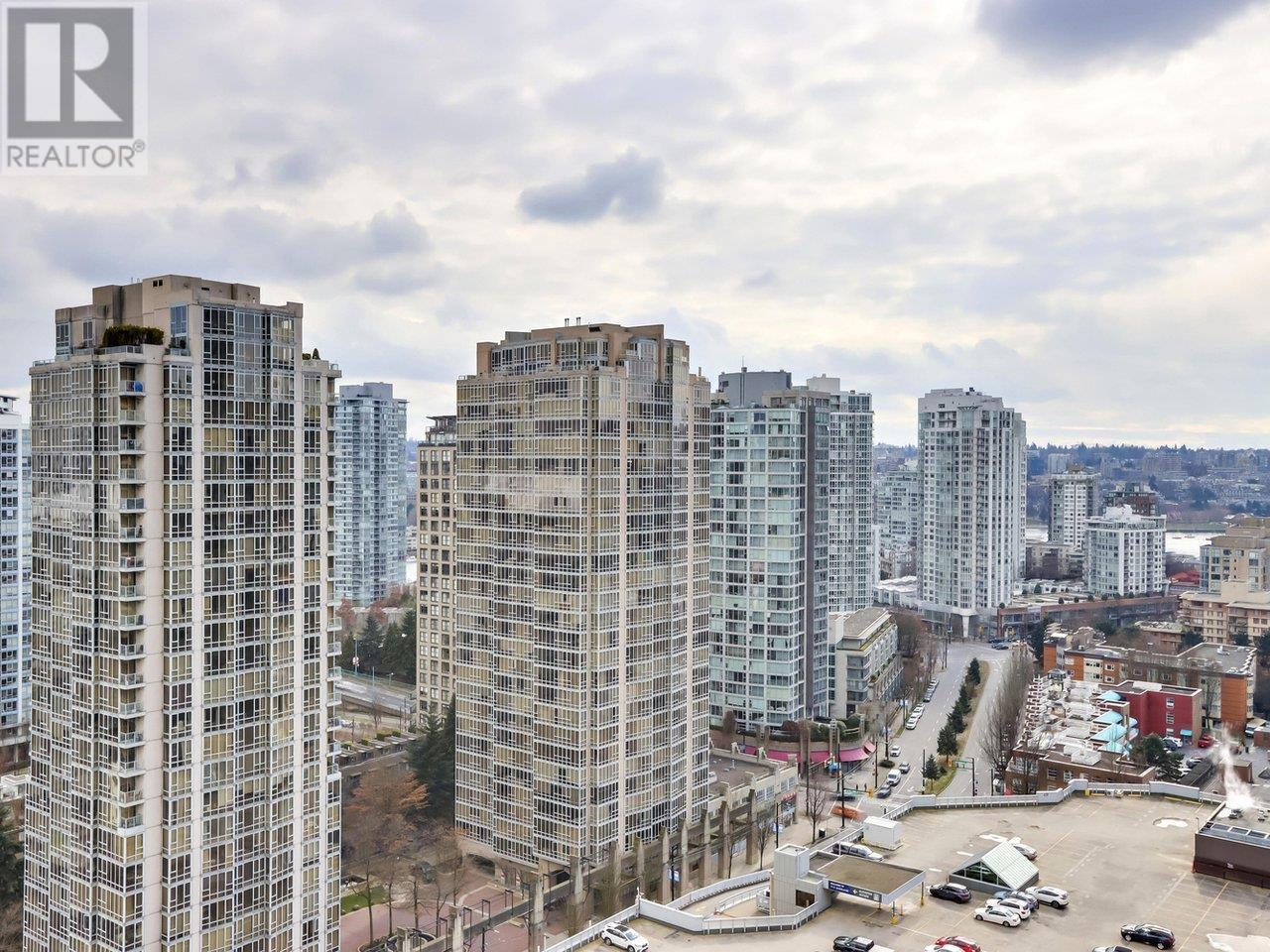 Listing Picture 18 of 21 : 1903 888 HAMILTON STREET, Vancouver / 溫哥華 - 魯藝地產 Yvonne Lu Group - MLS Medallion Club Member