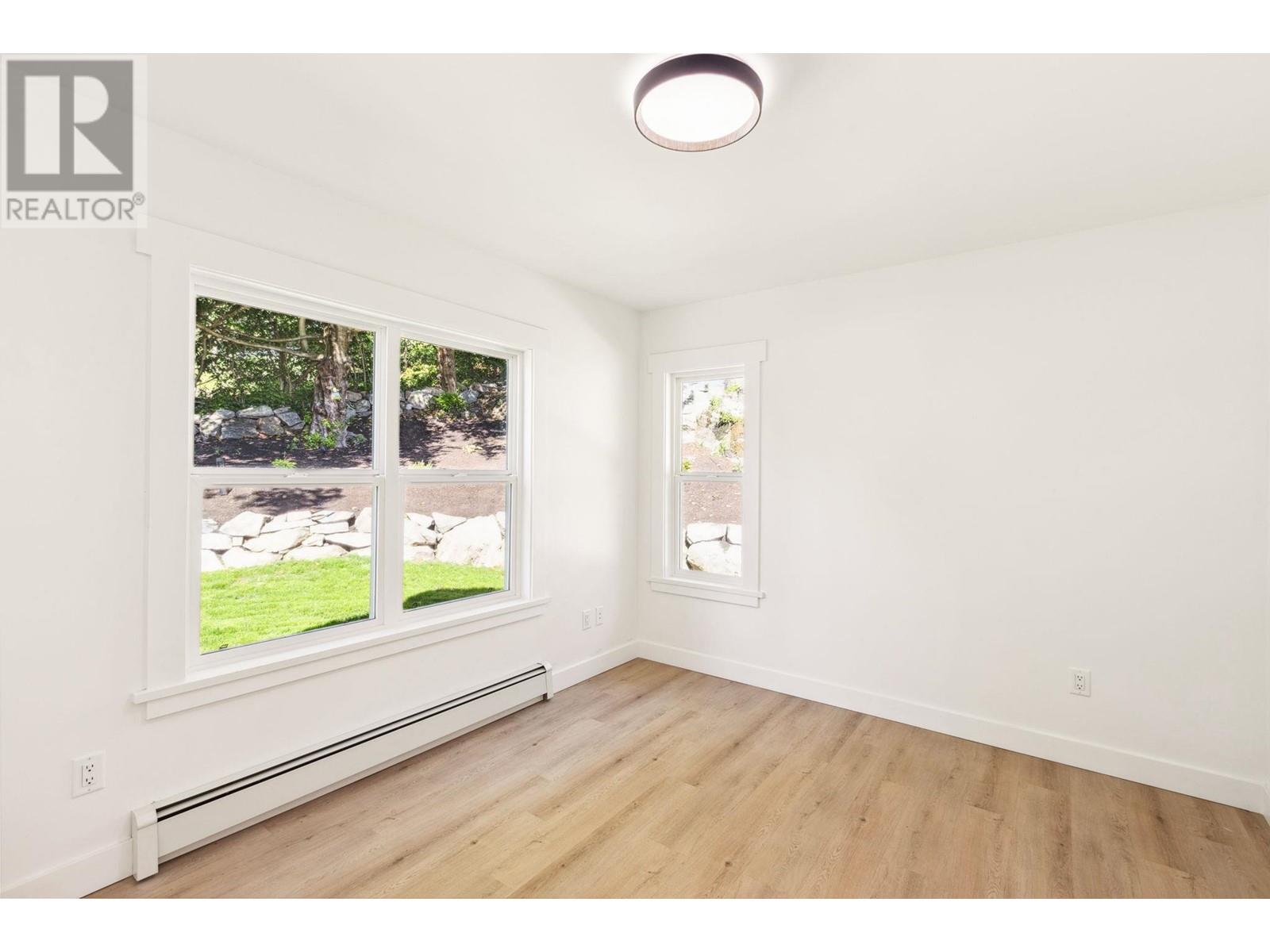 4990 Water Lane, West Vancouver, British Columbia  V7W 1K5 - Photo 21 - R2961648