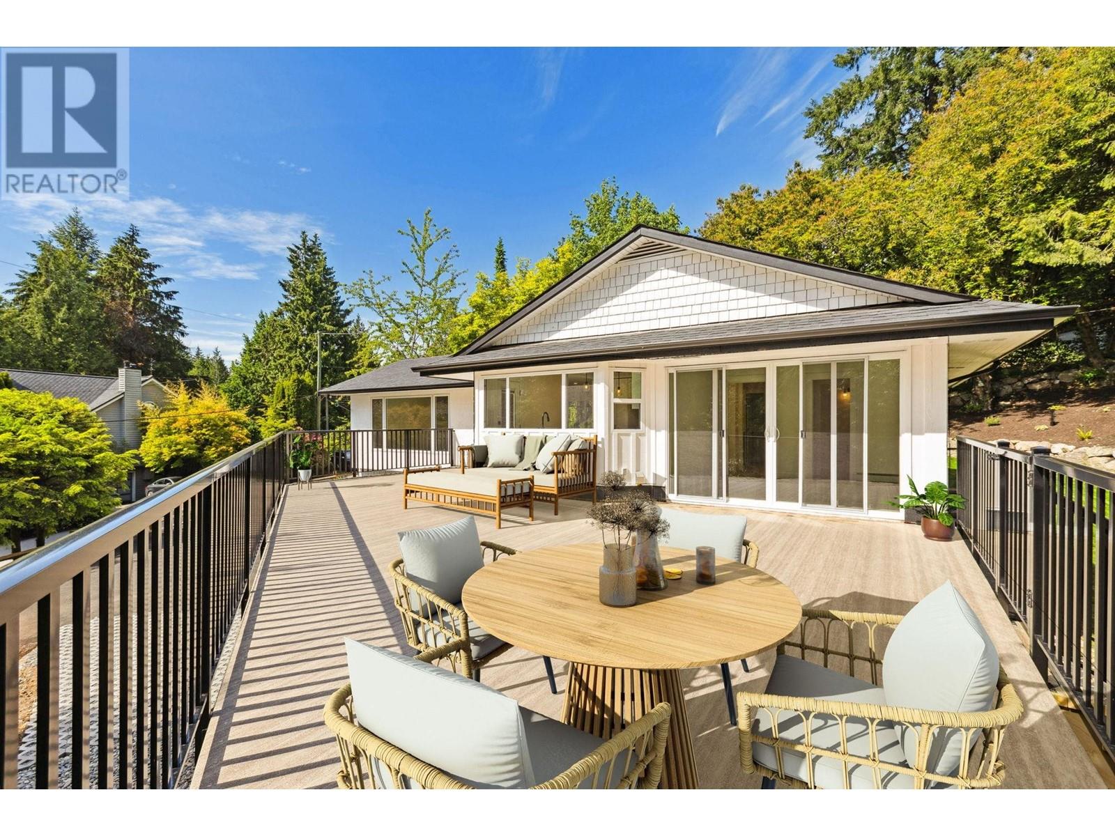4990 Water Lane, West Vancouver, British Columbia  V7W 1K5 - Photo 25 - R2961648